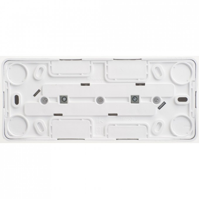 Розетка тройная SCHNEIDER ELECTRIC ЭТЮД с заземлением без шторок 16А 250B, белый, Россия PA16-011B